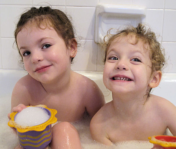 bathfun.jpg.... Lila is 3