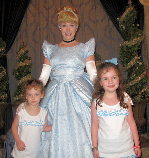 disney144.jpg.... Lila is 3