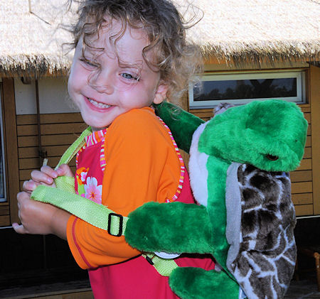 hawaii141.jpg.... Lila is 3