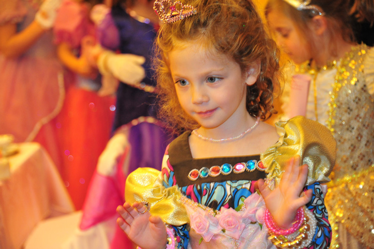 DSC_0032.jpg.... Lila is 3