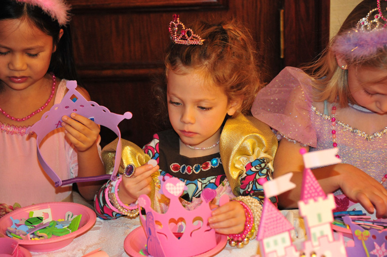 DSC_0036.jpg.... Lila is 3