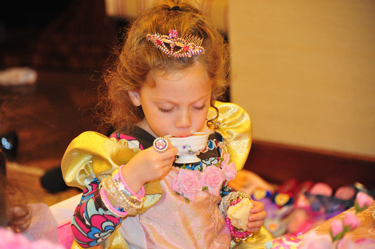 DSC_0056.jpg.... Lila is 3