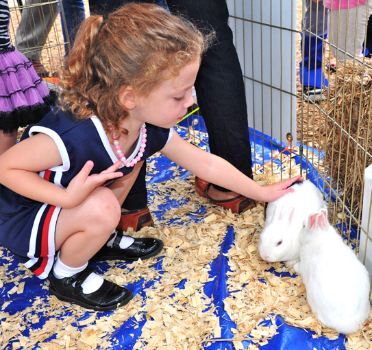 DSC_7136.jpg.... Lila is 3