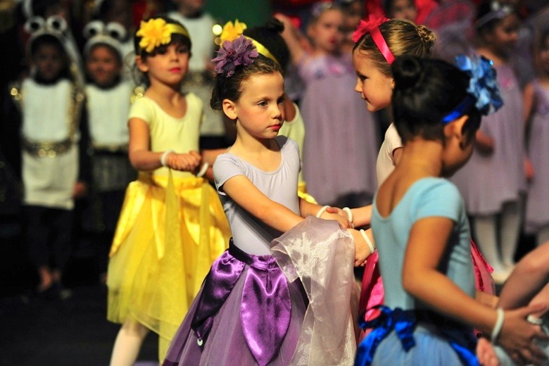 11-nov243.jpg.... Lila is 3