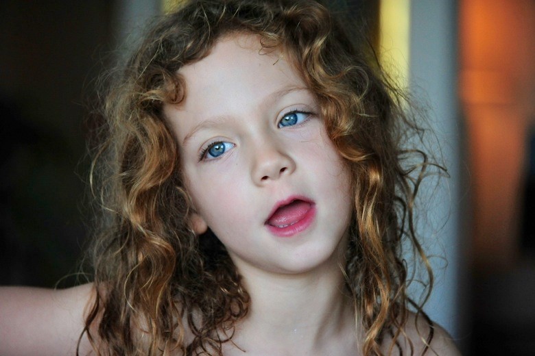 12-Dec-050.jpg.... Lila is 3