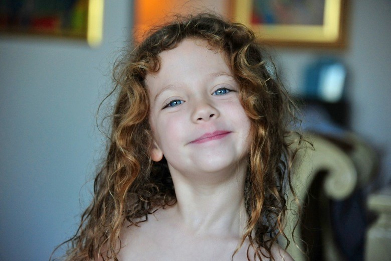 12-Dec-052.jpg.... Lila is 3