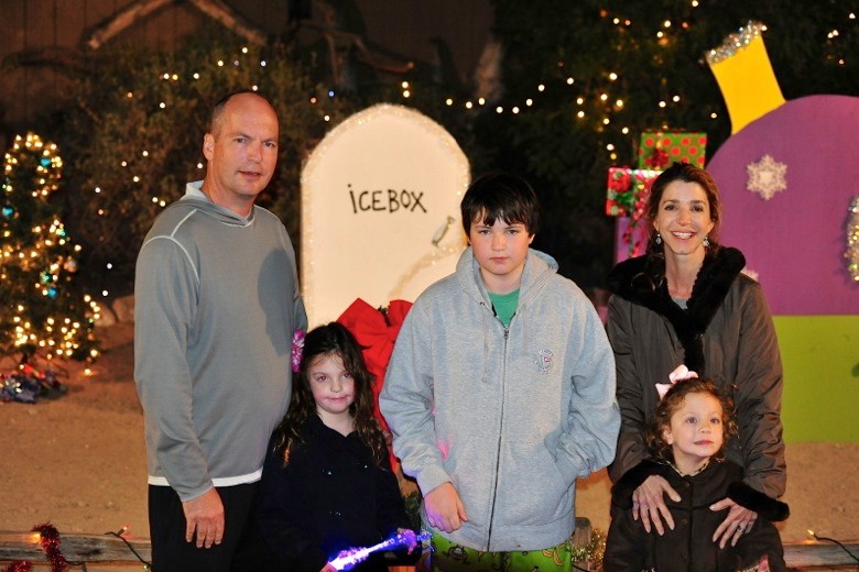 12-Dec-117.jpg.... Lila is 3