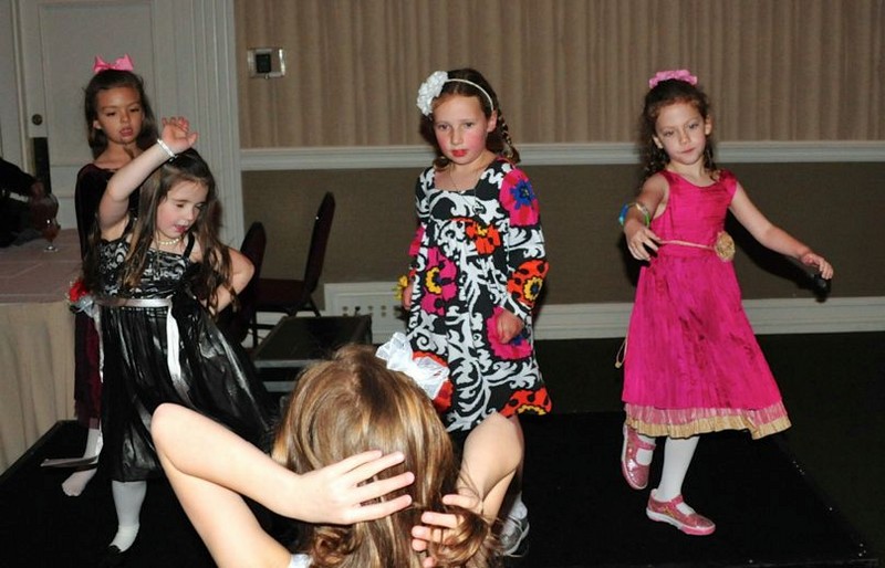 2012-2-004.jpg.... Lila is 3