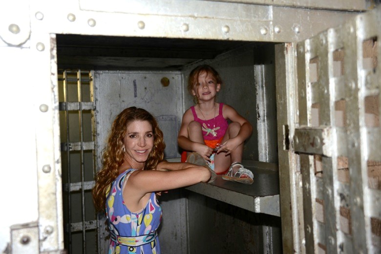 2012-06-06-21.jpg.... Lila is 3