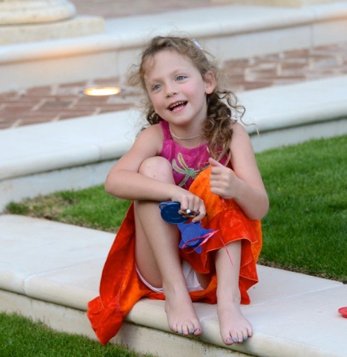 2012-06-08-20.jpg.... Lila is 3