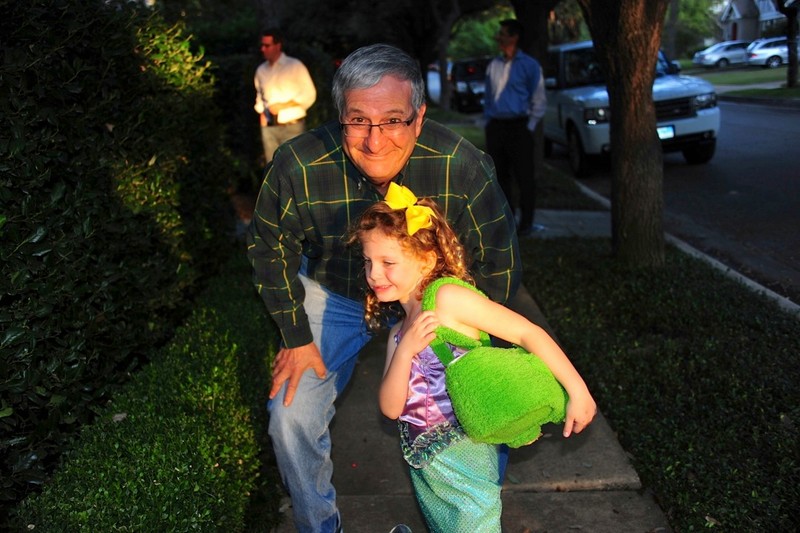 11-oct139.jpg.... Lila is 3